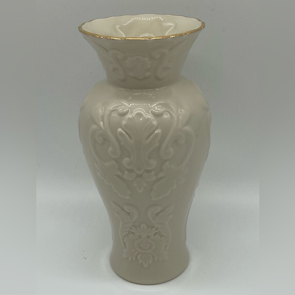 Lenox Georgian Vase - Picture 3 of 6